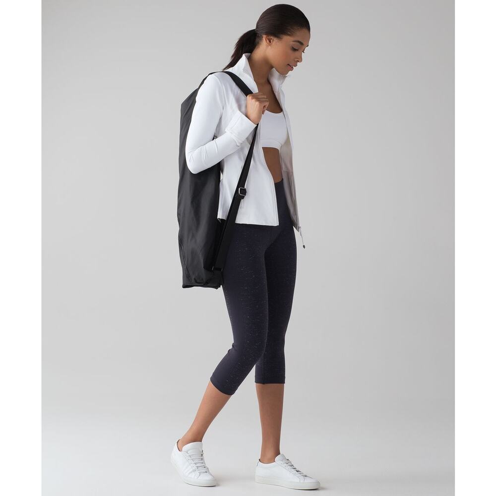 Lululemon free to flow tight cropped legging seamless midnight navy blue speckle